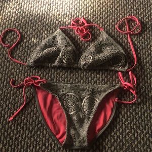 Women’s bikini (size medium)